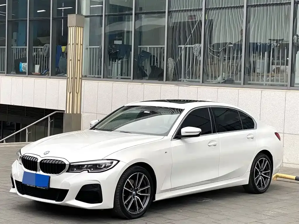 BMW 3 Series — фото 1