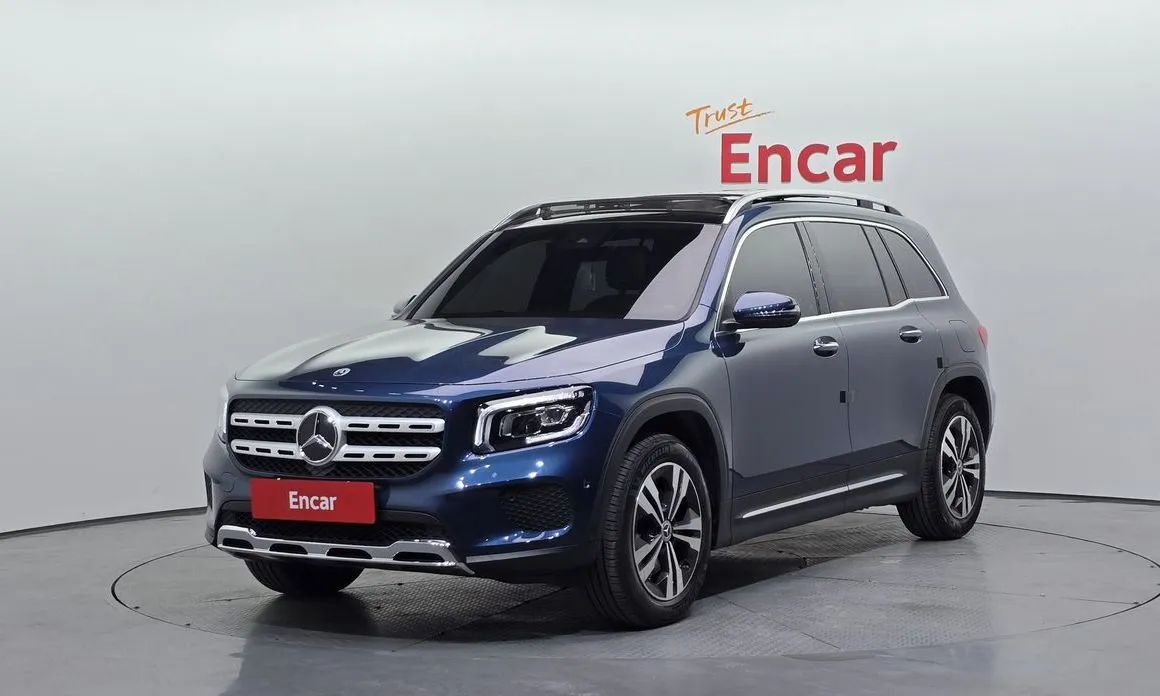Mercedes-Benz GLB-Class — фото 1