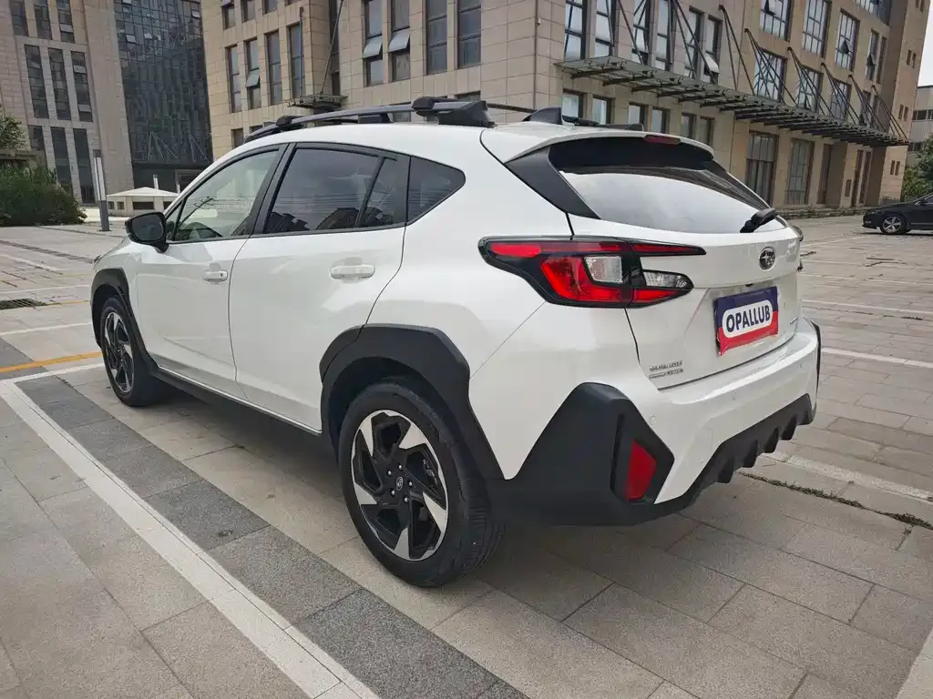 Subaru Crosstrek — фото 9