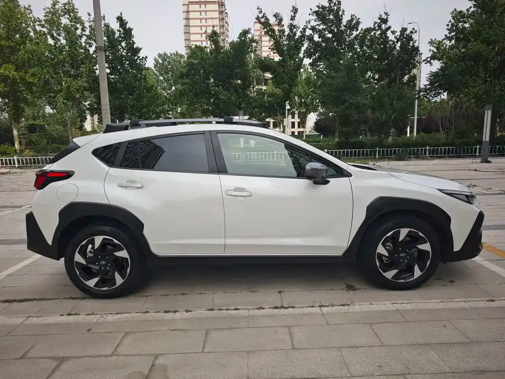 Subaru Crosstrek — фото 6