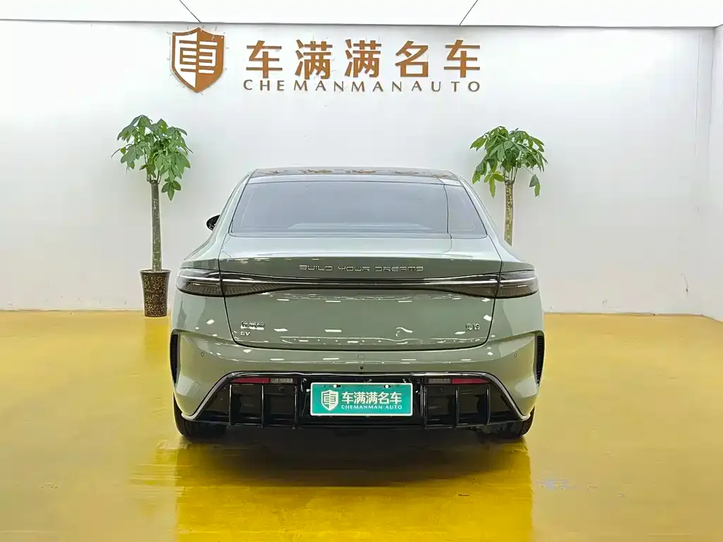 BYD Seal — фото 2