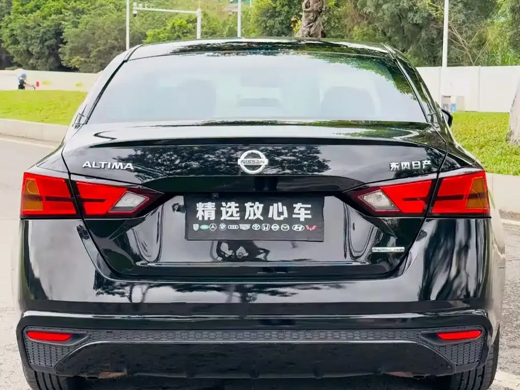 Nissan Teana — фото 4