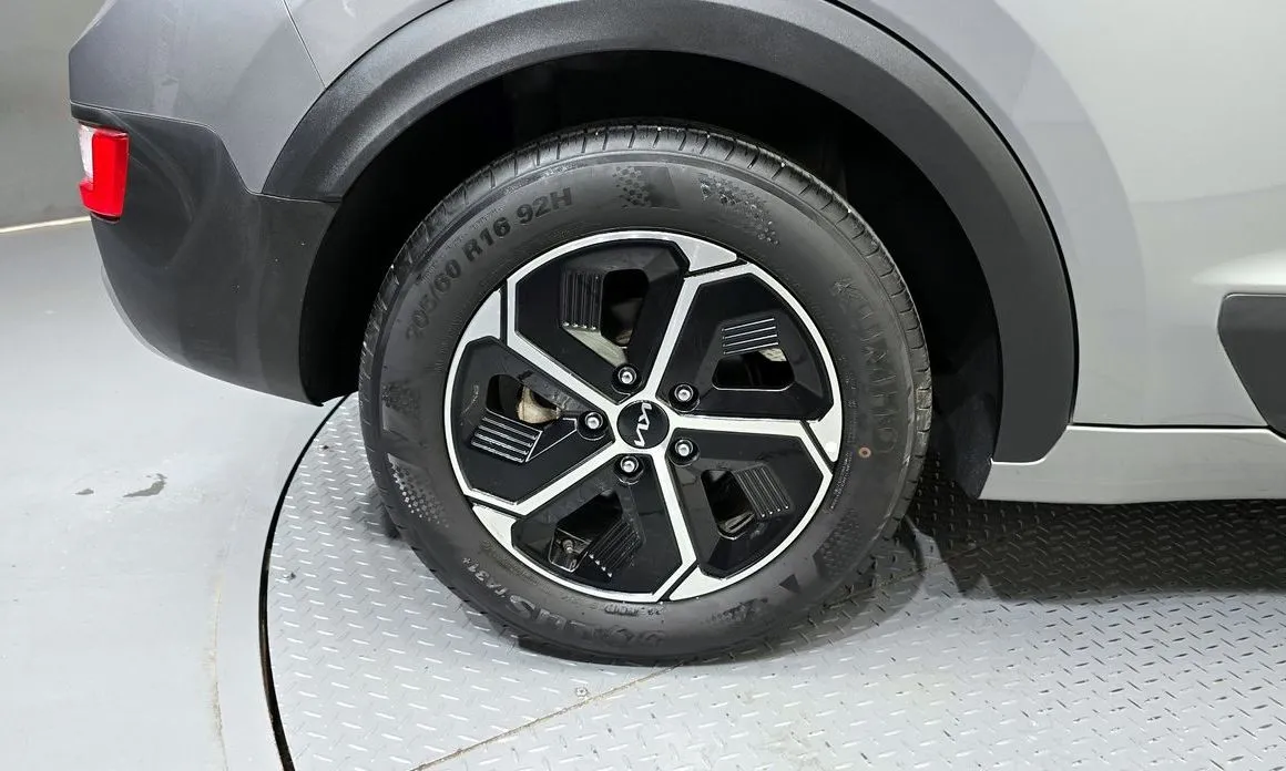 Kia Niro — фото 9