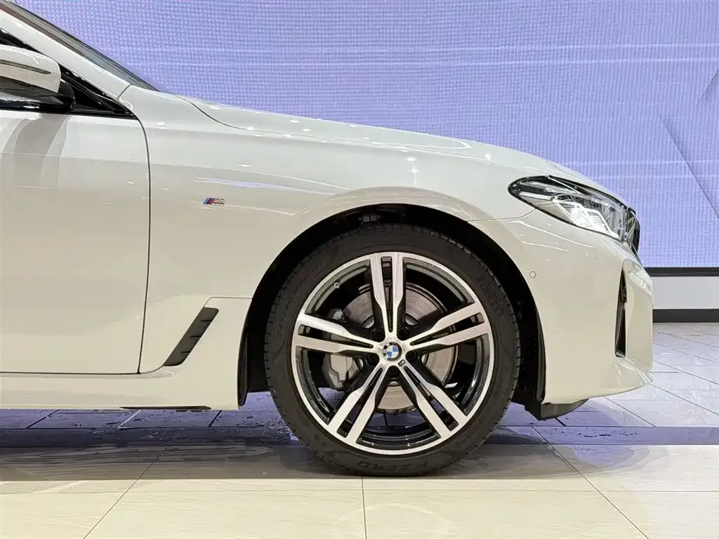 BMW 6 Series GT — фото 3