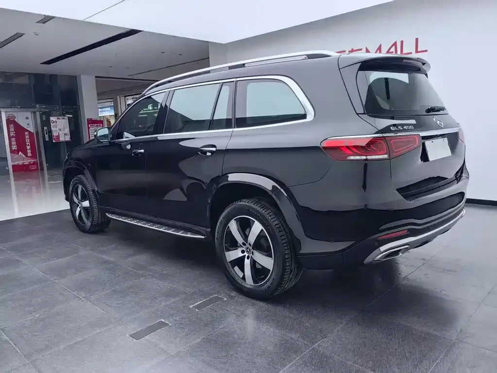 Mercedes-Benz GLS — фото 7