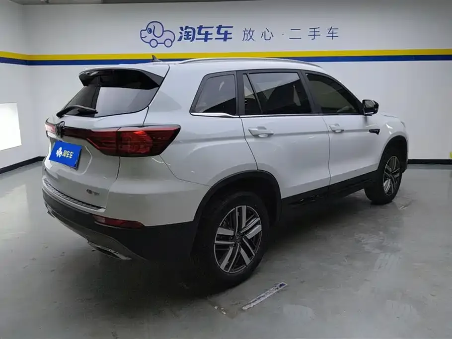 Changan CS75 — фото 2