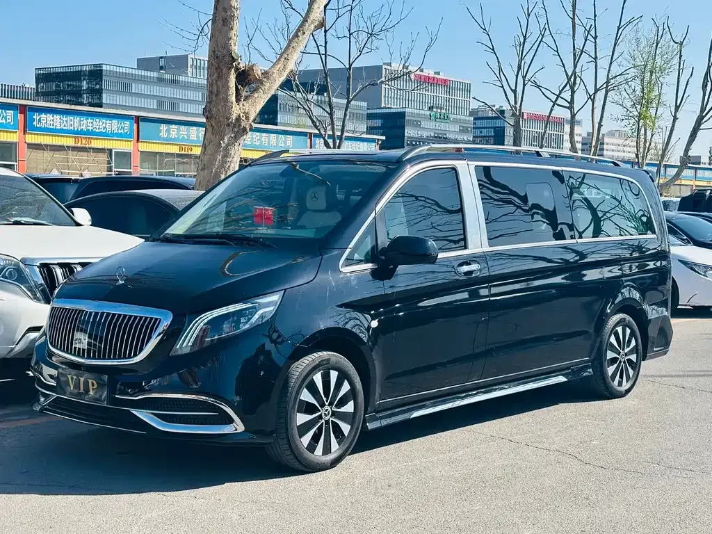 Mercedes-Benz Vito — фото 1