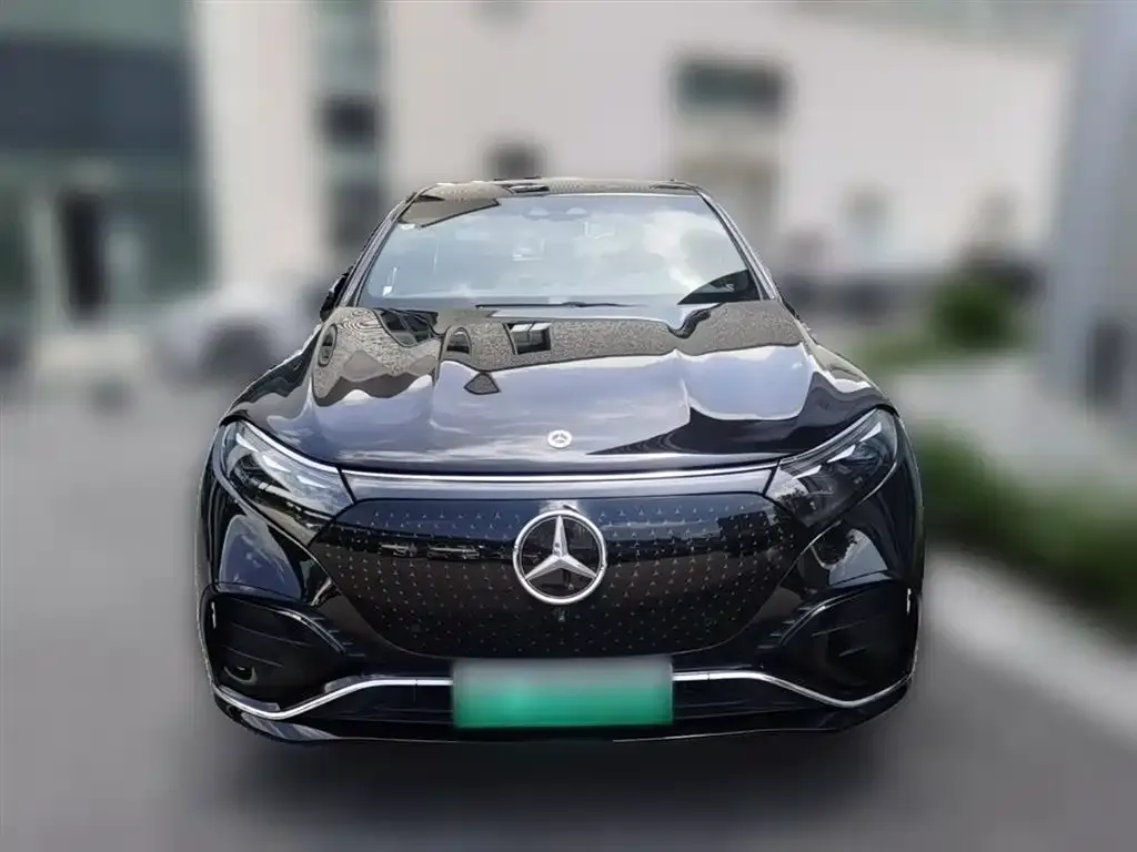 Mercedes-Benz EQS SUV — фото 9