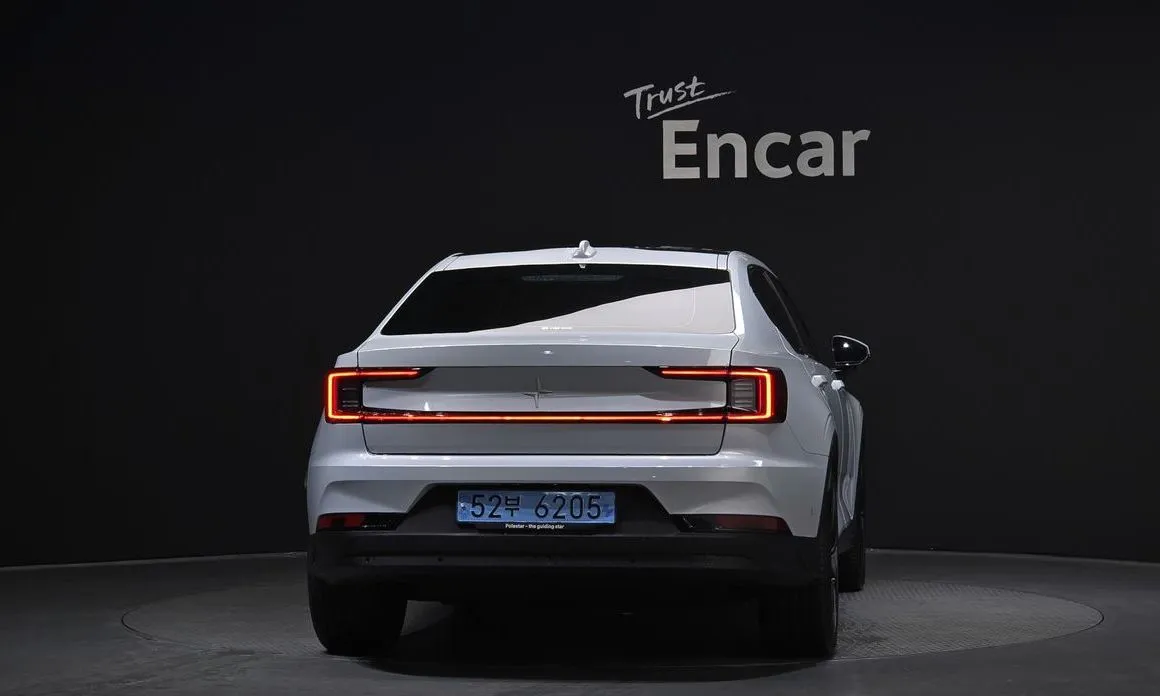 Polestar Polestar 2 — фото 6