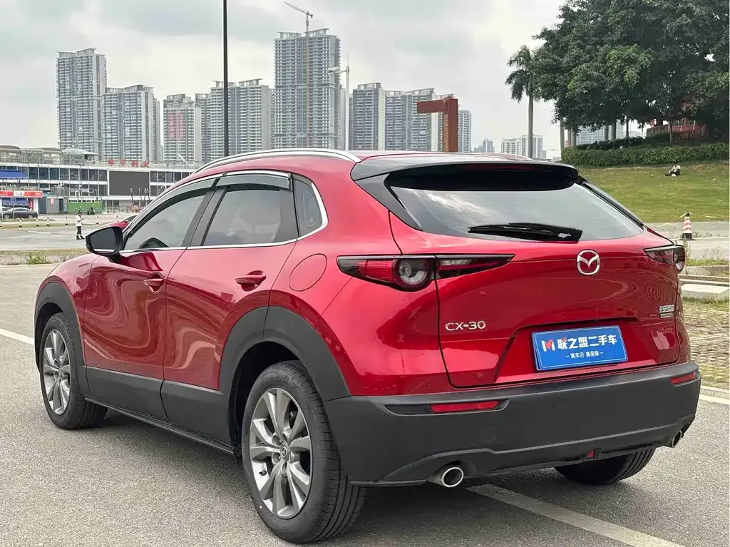 Mazda CX-30 — фото 8