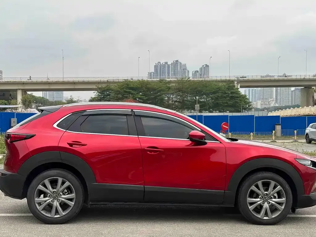 Mazda CX-30 — фото 4