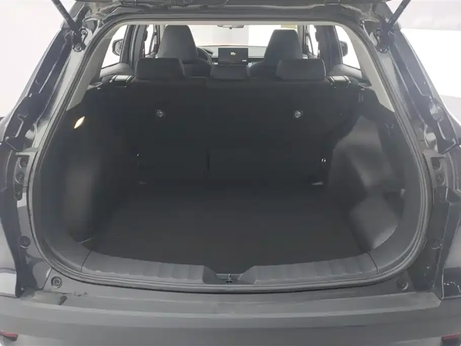 Toyota Corolla Cross — фото 4