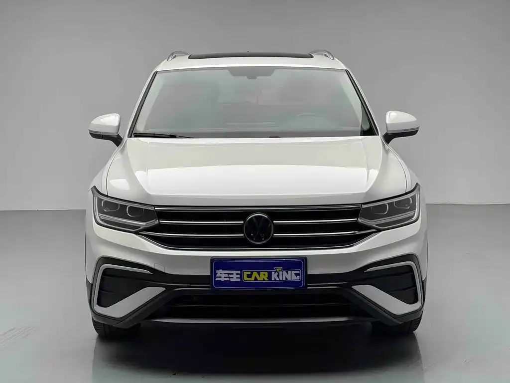 Volkswagen Tiguan L — фото 2