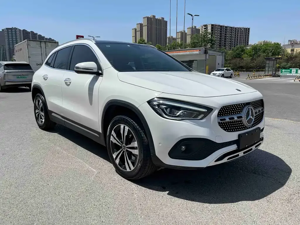 Mercedes-Benz GLA — фото 9