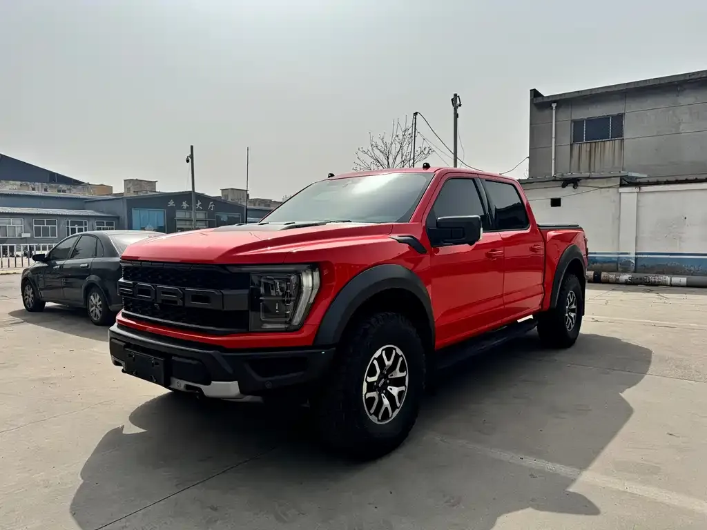 Ford F-150 Raptor — фото 1