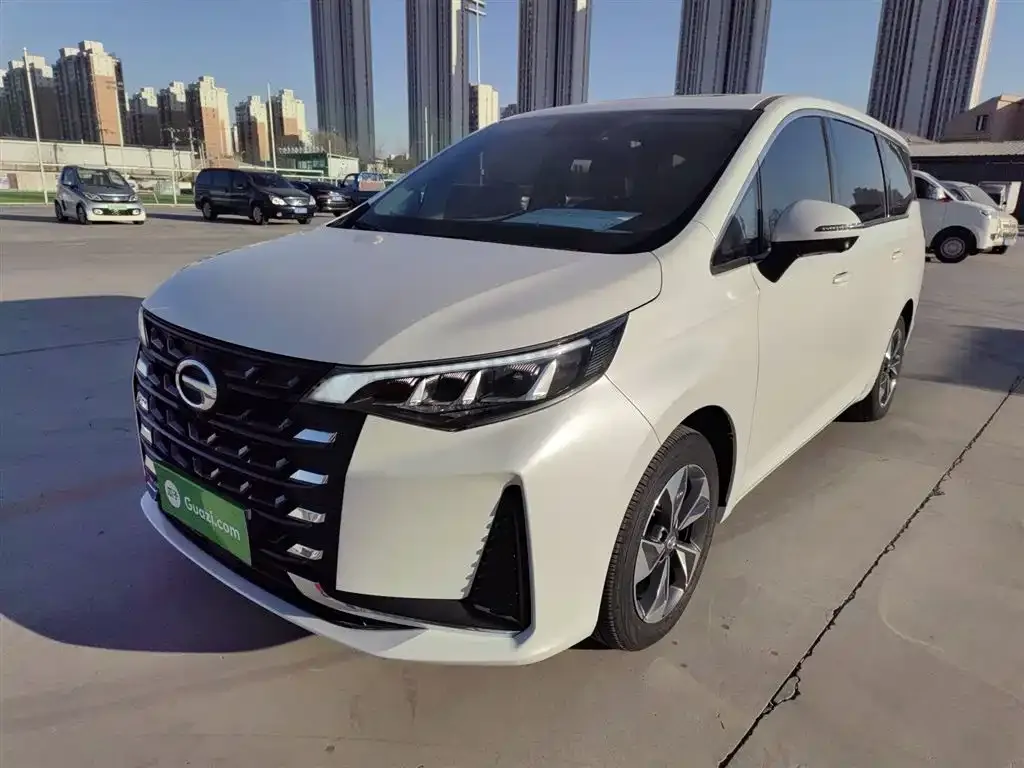 GAC Motor Trumpchi M6 — фото 10