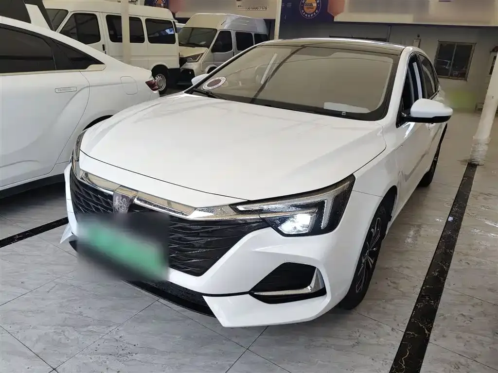 Roewe i6 MAX New Energy — фото 6