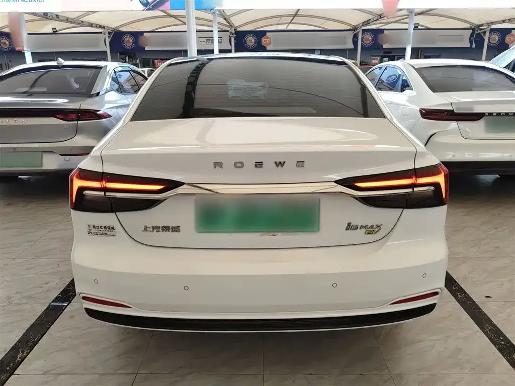 Roewe i6 MAX New Energy — фото 5