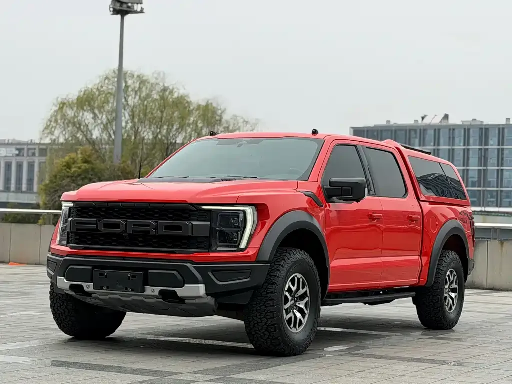 Ford F-150 Raptor — фото 1