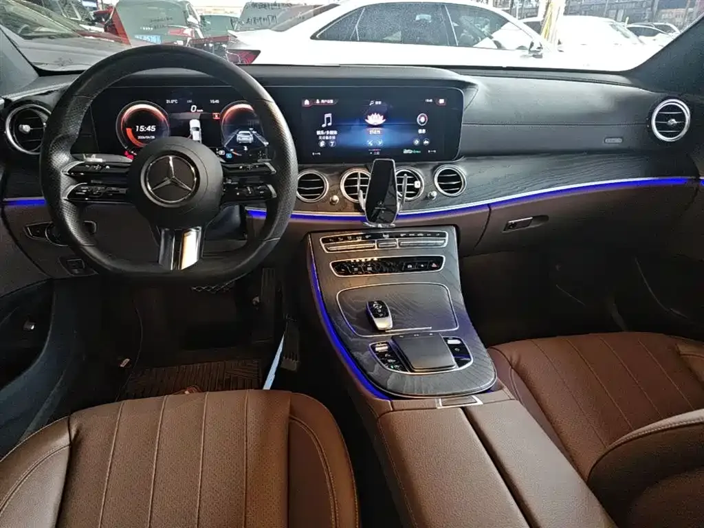 Mercedes-Benz E-Class (Import) — фото 3