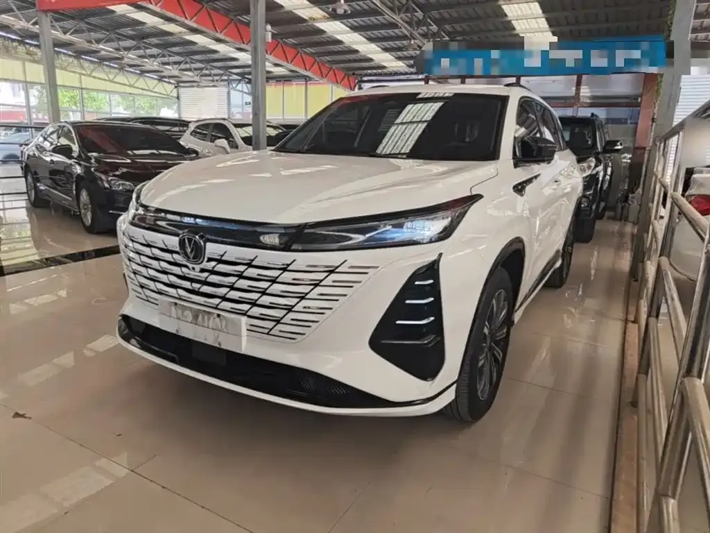 Changan CS75PLUS — фото 4