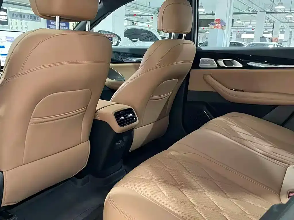 Geely Galaxy A7 — фото 10