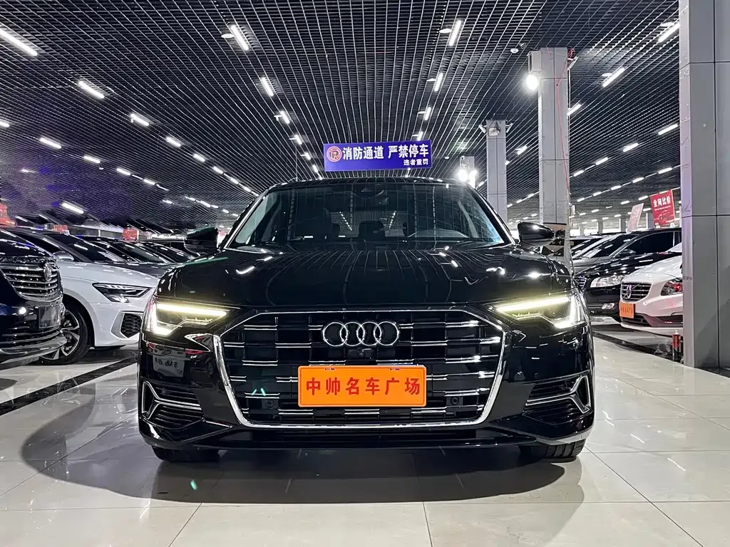 Audi A6L — фото 9