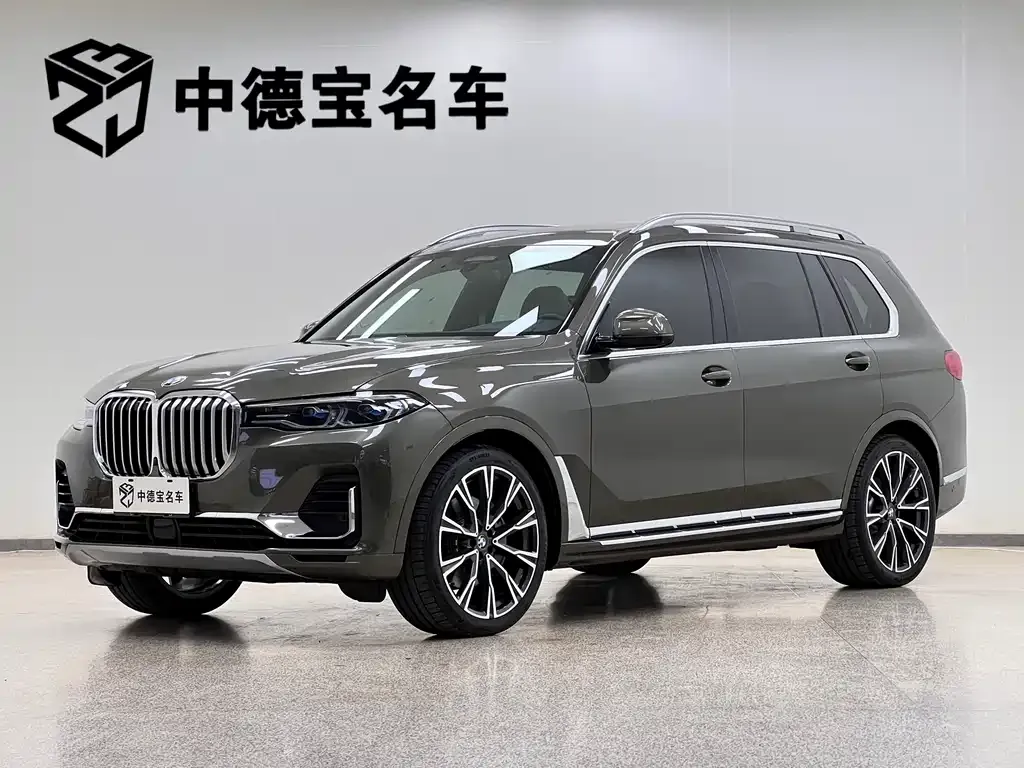 BMW X7 — фото 1