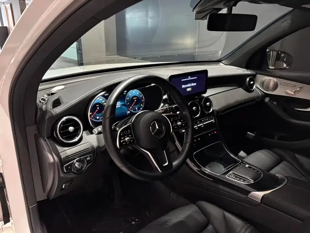Mercedes-Benz GLC Coupe — фото 10