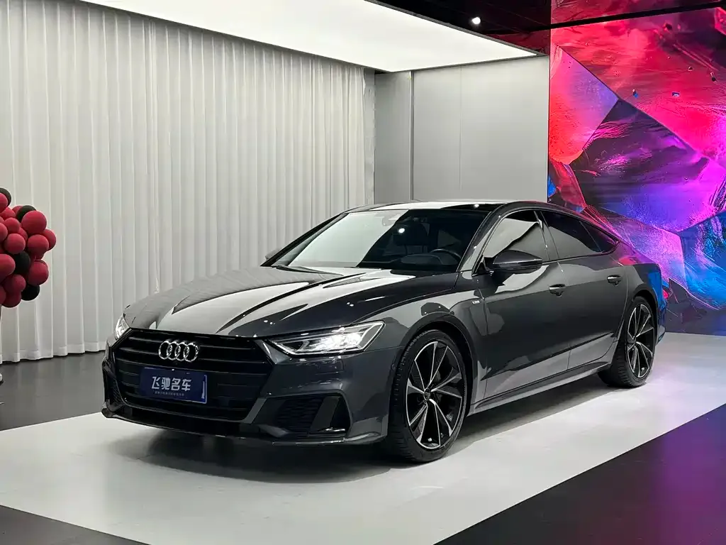 Audi A7 — фото 1