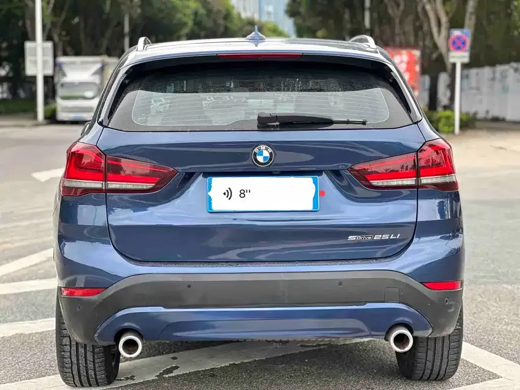 BMW X1 — фото 3