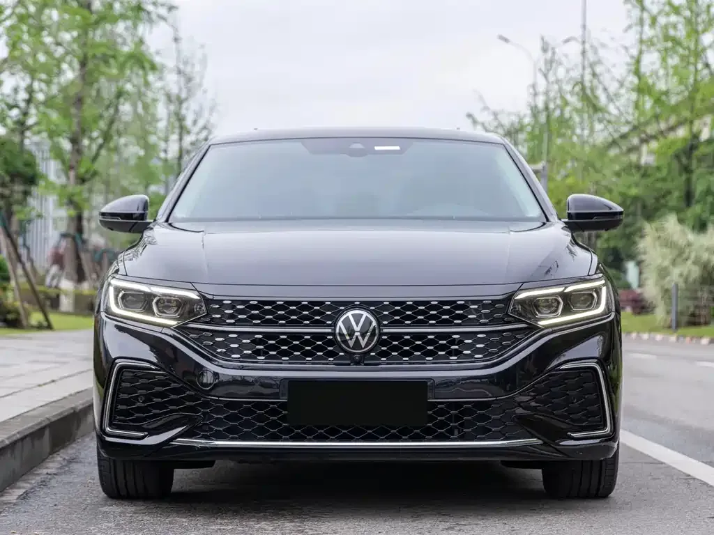 Volkswagen Passat — фото 4