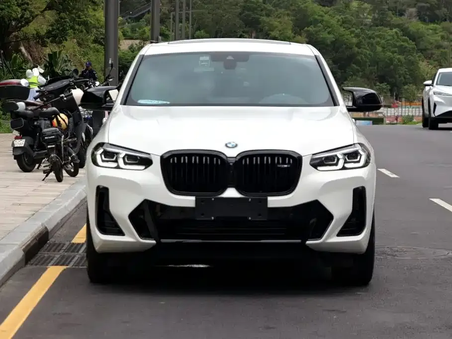 BMW X4 M40i — фото 7