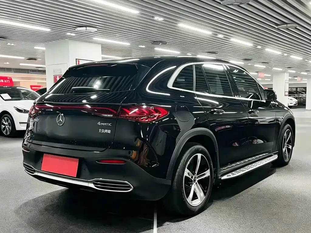 Mercedes-Benz EQE SUV — фото 3
