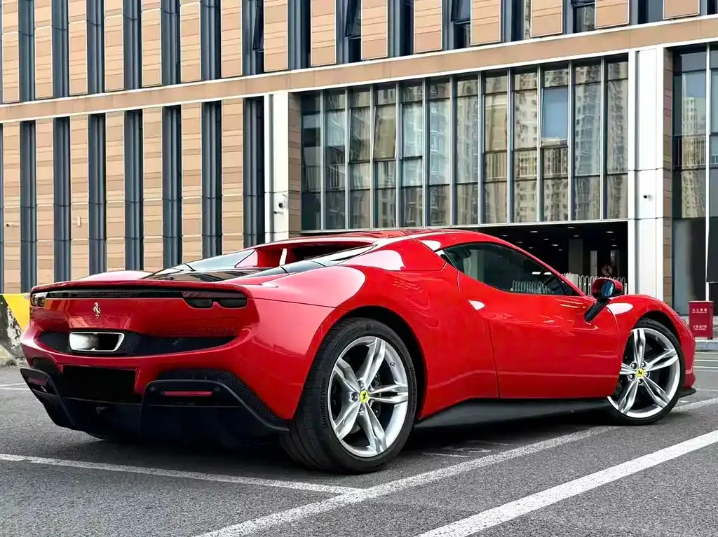 Ferrari 296 — фото 10