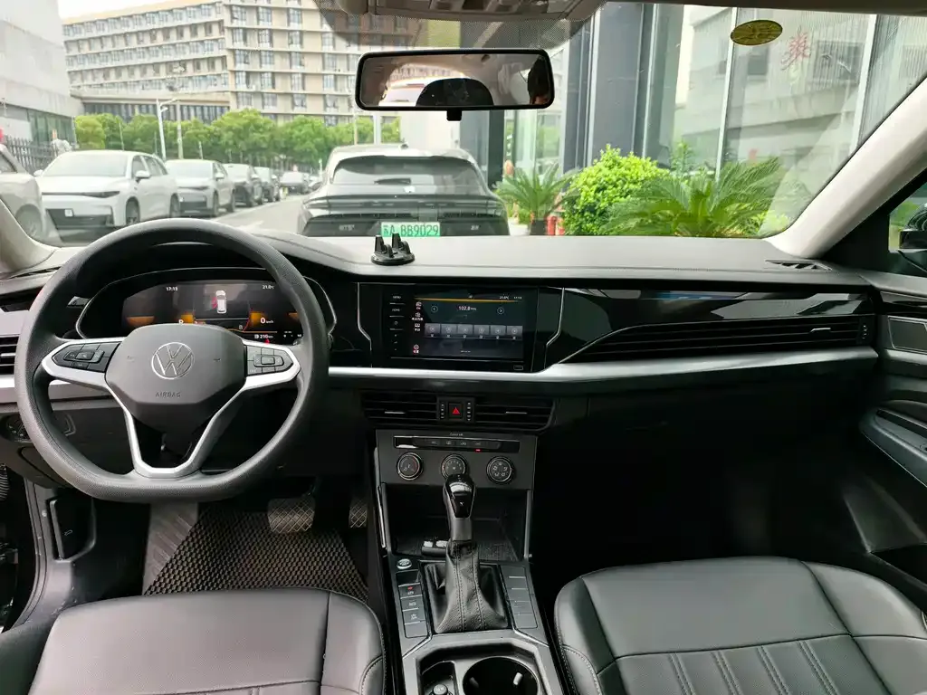 Volkswagen Passat — фото 3
