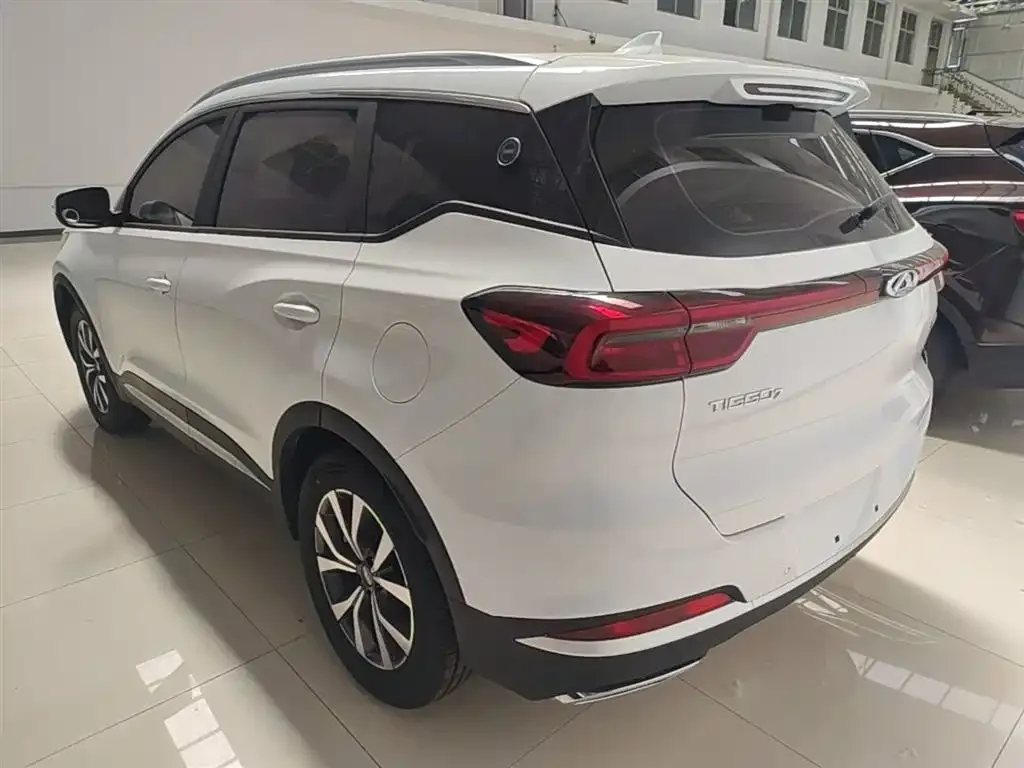 Chery Tiggo 7 — фото 4