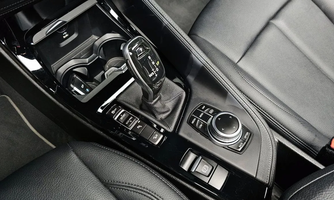 BMW X1 — фото 10