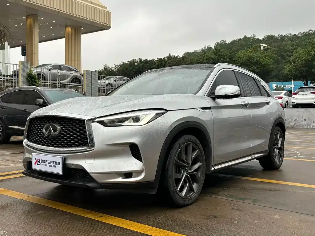 Infiniti QX50 — фото 1