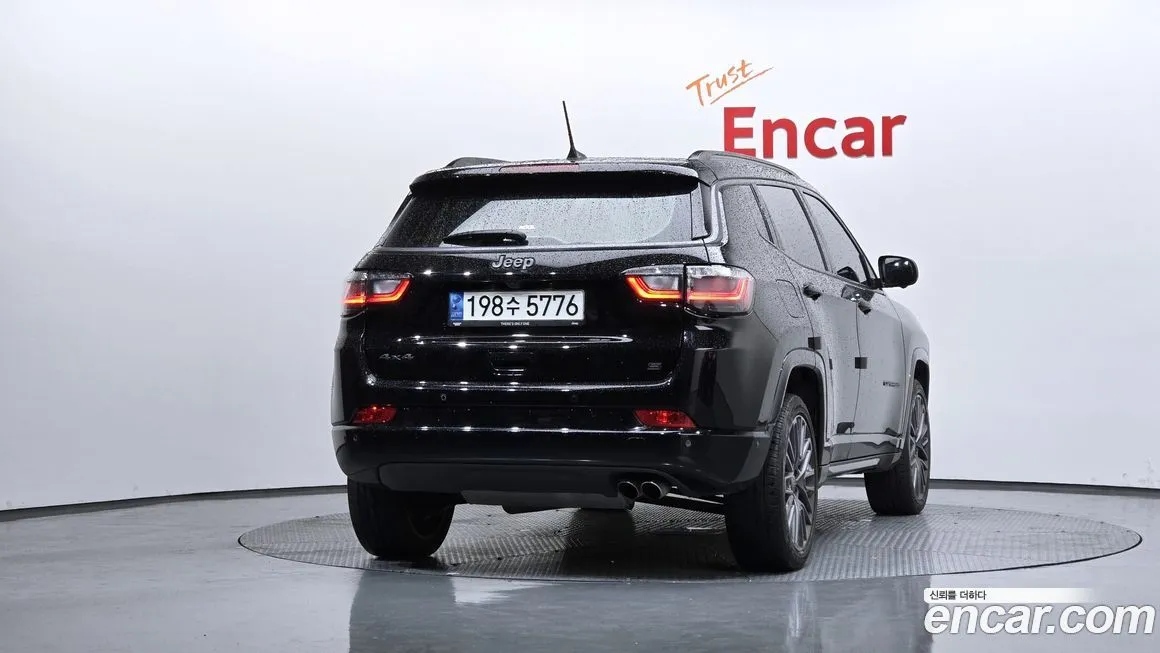 Jeep Compass — фото 4