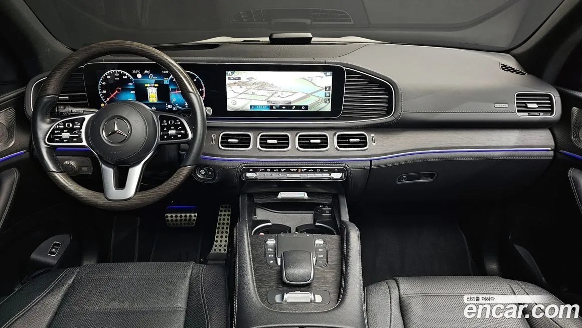 Mercedes-Benz GLS-Class — фото 8