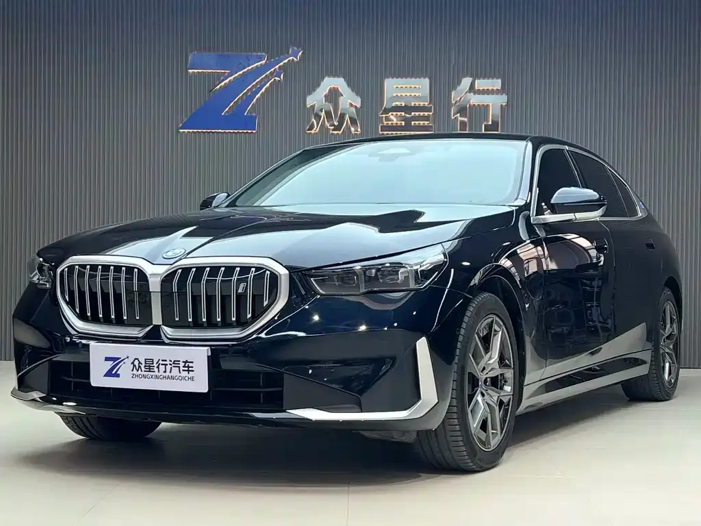 BMW i5 — фото 1