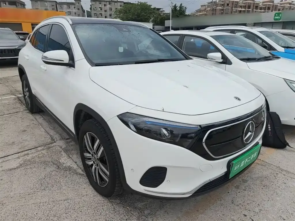Mercedes-Benz EQA — фото 10