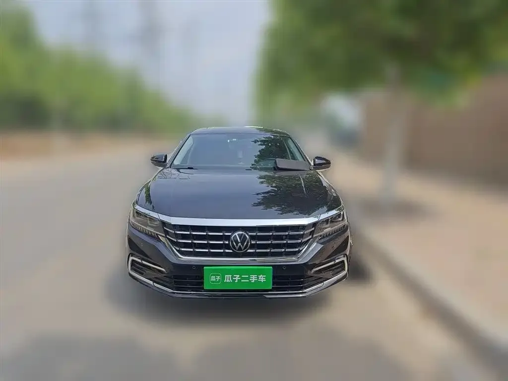 Volkswagen Passat — фото 8