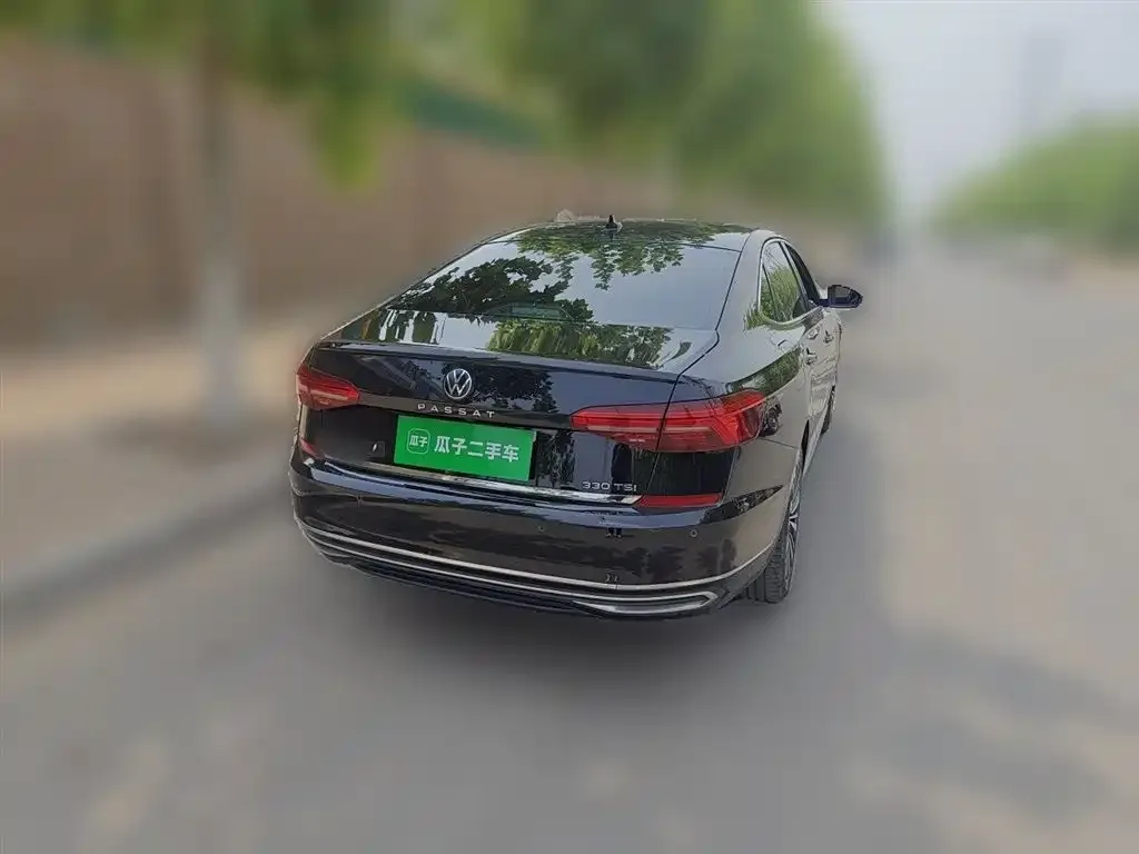 Volkswagen Passat — фото 6