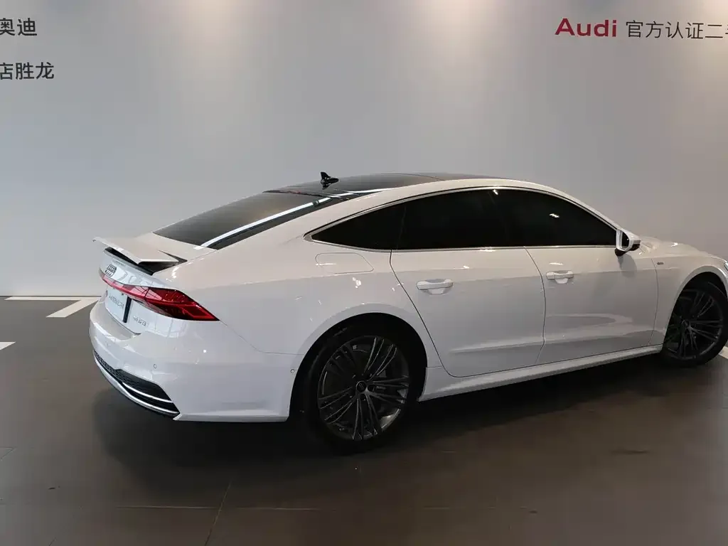 Audi A7 — фото 5