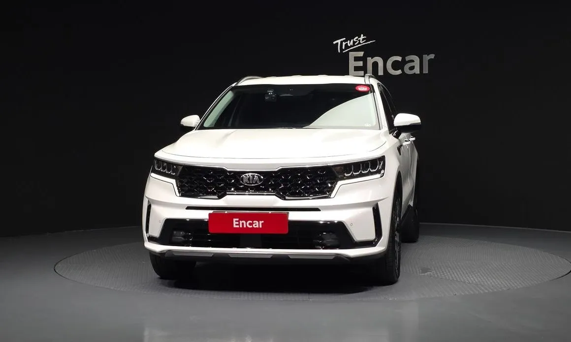 Kia Sorento — фото 9
