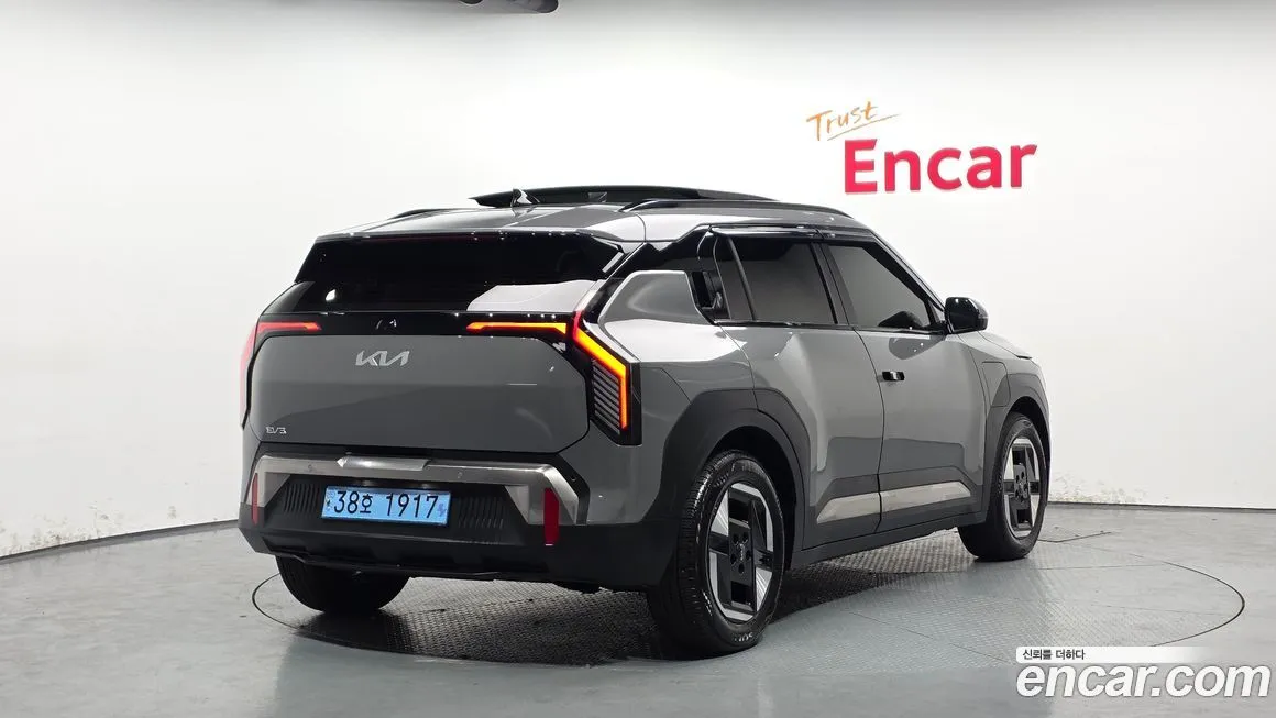 Kia EV3 — фото 3