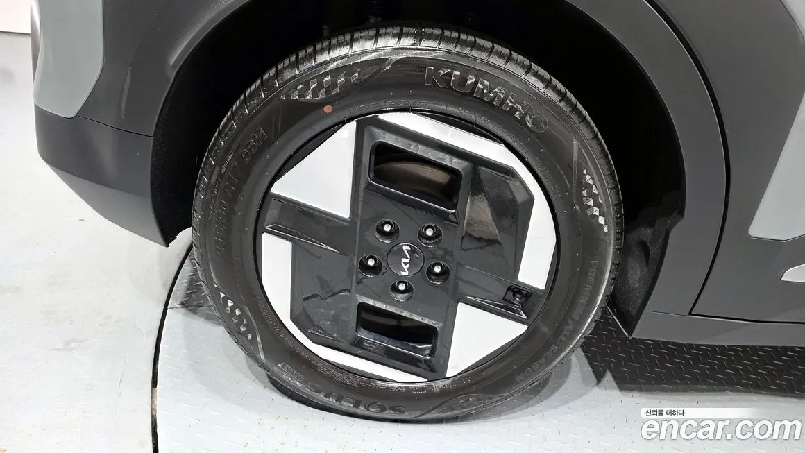 Kia EV3 — фото 8