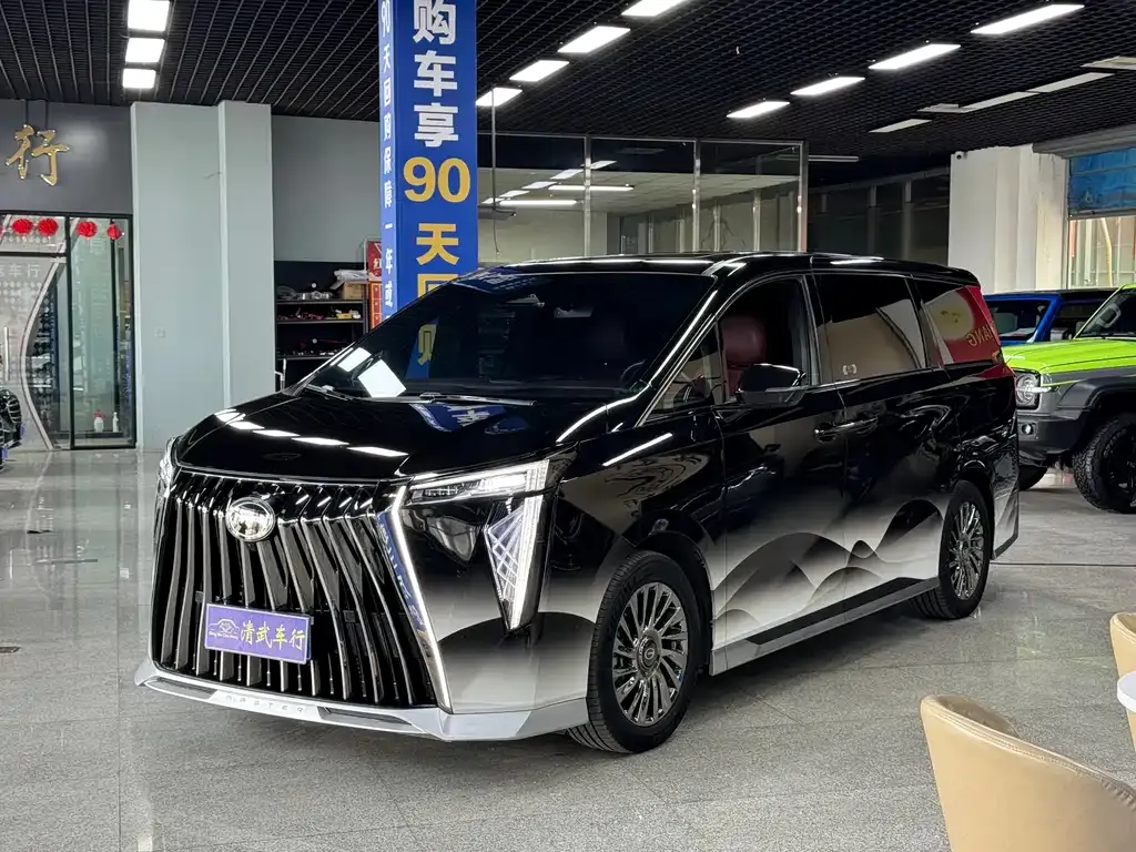 GAC Motor Trumpchi M8 — фото 1